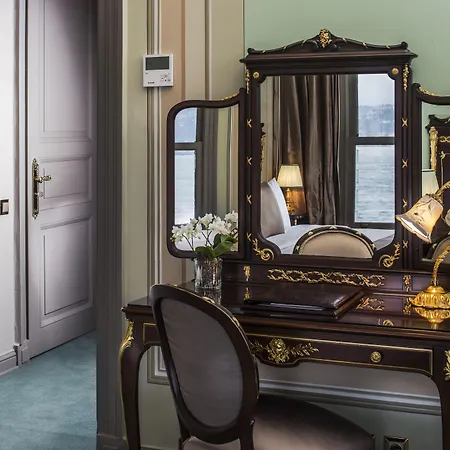 Bosphorus Palace Isztambul