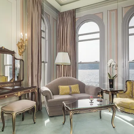 Bosphorus Palace Szálloda