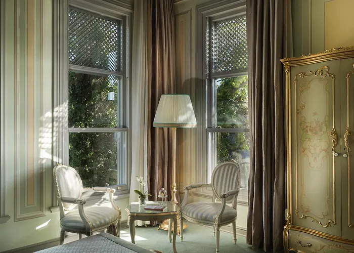 Hotel Bosphorus Palace