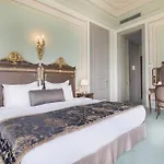 Bosphorus Palace 4*